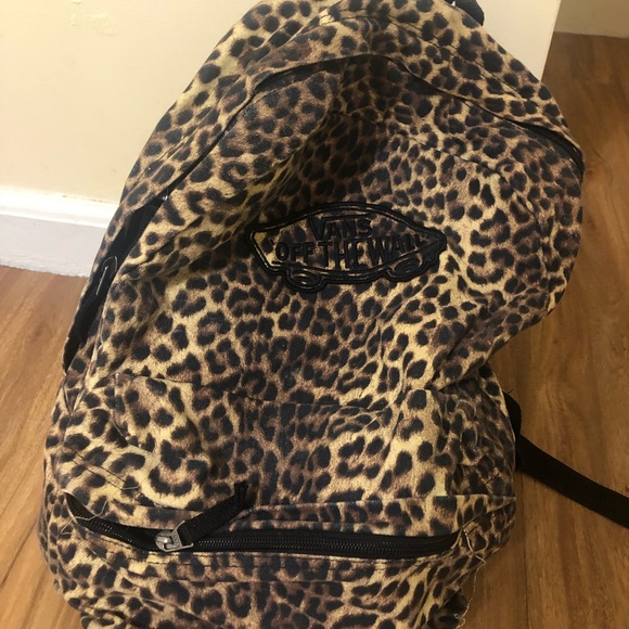 vans off the wall cheetah backpack